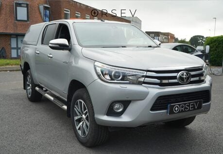 Toyota Hilux INVINCIBLE 4WD D-4D DCB, FSH Fresh MOT Recent New Rear Tyres TowBar 1 Owner
