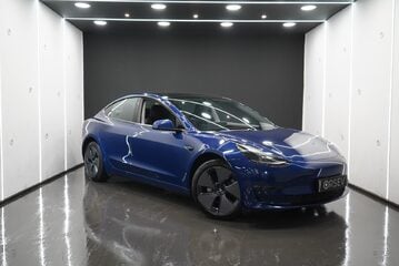 Tesla Model 3 Long Range, Ryzen Chip Heat Pump Heated Steering Wheel Pano Roof  VAT Q