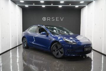 Tesla Model 3 Long Range, Ryzen Chip Heat Pump Heated Steering Wheel Pano Roof  VAT Q