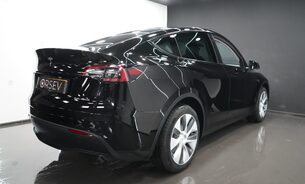 Tesla Model Y Long Range, Solid Black, One Owner, Premium Sound, Panoramic Roof, VAT Q 5