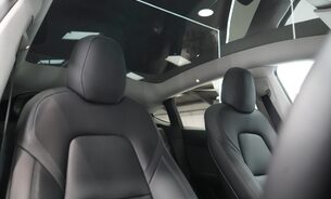 Tesla Model Y Long Range, Solid Black, One Owner, Premium Sound, Panoramic Roof, VAT Q 4