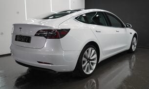 Tesla Model 3 Standard Range Plus One Owner 19" Sport Wheels Pano Roof Black Interior 7
