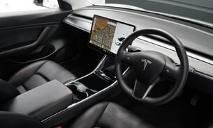 Tesla Model 3 Standard Range Plus One Owner 19" Sport Wheels Pano Roof Black Interior 2