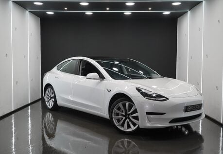 Tesla Model 3 Standard Range Plus One Owner 19" Sport Wheels Pano Roof Black Interior