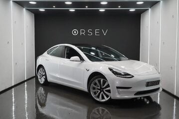 Tesla Model 3 Standard Range Plus One Owner 19" Sport Wheels Pano Roof Black Interior