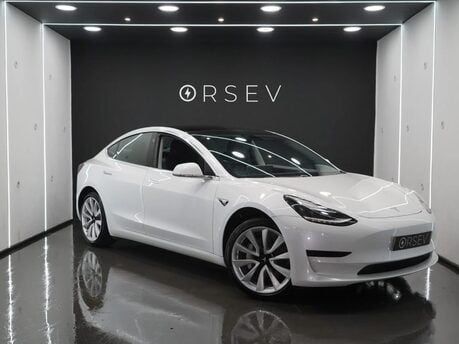 Tesla Model 3 Standard Range Plus One Owner 19" Sport Wheels Pano Roof Black Interior
