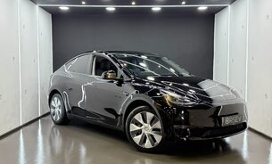 Tesla Model Y Long Range Solid Black Black Interior Panoramic Roof One Owner VAT Q 1