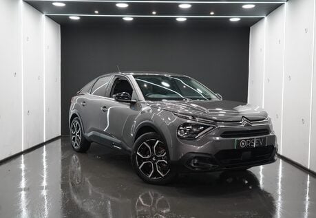 Citroen C4 Shine Plus, FDSH, Head Up Display, Rev Camera, Apple CarPlay/Android Auto