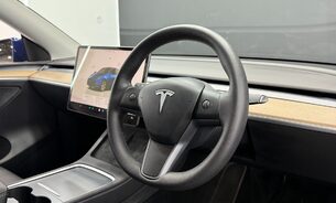 Tesla Model Y Long Range, Deep Blue Metallic Black Interior Pano Roof One Owner VAT Q 10