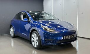 Tesla Model Y Long Range, Deep Blue Metallic Black Interior Pano Roof One Owner VAT Q 5