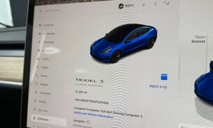 Tesla Model 3 Long Range Rear Wheel Drive c350 Mile Range! Deep Metallic Blue Ryzen Chip 15