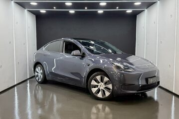 Tesla Model Y Long Range, 92% Battery SOH, Midnight Silver, Pano Roof, One Owner, VAT Q