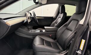 Tesla Model Y Long Range, 92% Battery SOH, Midnight Silver, Pano Roof, One Owner, VAT Q 3