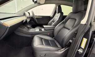 Tesla Model Y LONG RANGE, Midnight Silver, Black Interior, Pano Roof, One Owner, VAT Q 3