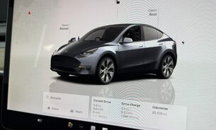 Tesla Model Y LONG RANGE, Midnight Silver, Black Interior, Pano Roof, One Owner, VAT Q 15