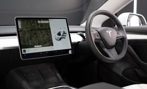 Tesla Model 3 Long Range White Interior Heat Pump Adaptive LEDs Pano Roof One Owner VATQ 12