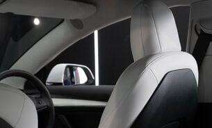 Tesla Model 3 Long Range White Interior Heat Pump Adaptive LEDs Pano Roof One Owner VATQ 16