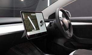 Tesla Model 3 Long Range White Interior Heat Pump Adaptive LEDs Pano Roof One Owner VATQ 8