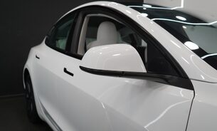 Tesla Model 3 Long Range White Interior Heat Pump Adaptive LEDs Pano Roof One Owner VATQ 12