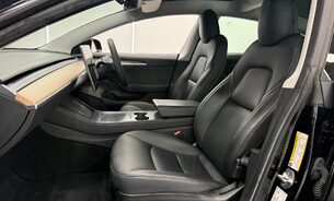 Tesla Model 3 Standard Range Plus, LFP Battery, Heat Pump, Solid Black, One Owner, VAT Q 4