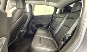 Tesla Model Y Long Range RWD, Best for Range, Later Comfort Suspension, Quicksilver Paint 12