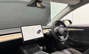Tesla Model 3 PERFORMANCE, Midnight Silver Metallic, Heat Pump, Track Mode, Adaptive LEDs 2