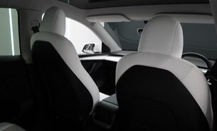 Tesla Model Y Long Range, White Interior, Enhanced Autopilot, Pano Roof, One Owner, VAT Q 21