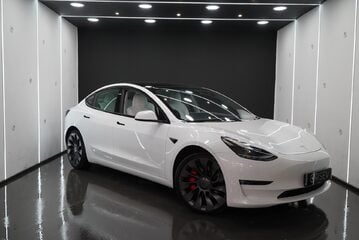 Tesla Model 3 PERFORMANCE White Interior Ryzen Chip GROK Ready Heat Pump Adaptive LEDs