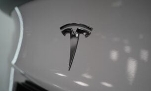 Tesla Model 3 PERFORMANCE White Interior Ryzen Chip GROK Ready Heat Pump Adaptive LEDs 15
