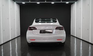 Tesla Model 3 LONG RANGE Ryzen Chip Enhanced AutoPilot Heat Pump One Owner VAT Q 7