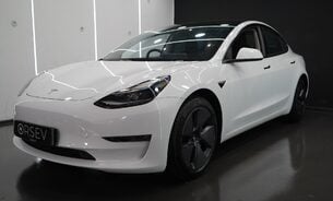Tesla Model 3 LONG RANGE Ryzen Chip Enhanced AutoPilot Heat Pump One Owner VAT Q 10