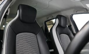 Renault Zoe I GT LINE 52kWh R135 BOSE Winter Pack, Hands Free Parking, Reversing Camera 4