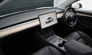 Tesla Model 3 Standard Range Plus Ryzen Chip LFP Battery Pano Roof Black Interior VAT Q 17