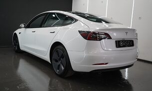 Tesla Model 3 Standard Range Plus Ryzen Chip LFP Battery Pano Roof Black Interior VAT Q 2