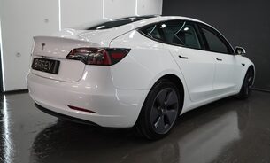 Tesla Model 3 Standard Range Plus Ryzen Chip LFP Battery Pano Roof Black Interior VAT Q 4