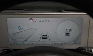 Hyundai IONIQ 5 Ultimate RWD 77kWh 1 Owner Heated/Cooled Relaxation Seats Head Up Display 28