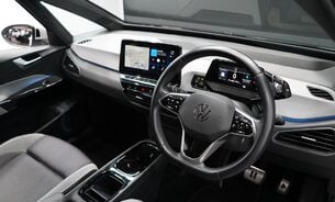 Volkswagen ID.3 Tour 77kWh Battery, 300 Mile Range, Head Up Display, Massage Seats, Rev Cam 2