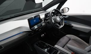 Volkswagen ID.3 Tour 77kWh Battery, 300 Mile Range, Head Up Display, Massage Seats, Rev Cam 38