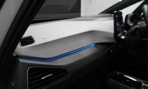 Volkswagen ID.3 Tour 77kWh Battery, 300 Mile Range, Head Up Display, Massage Seats, Rev Cam 40