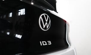 Volkswagen ID.3 Tour 77kWh Battery, 300 Mile Range, Head Up Display, Massage Seats, Rev Cam 24