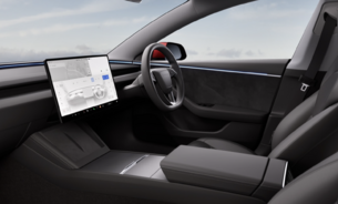 Tesla Model 3 LONG RANGE Ultra Red Black Interior  2