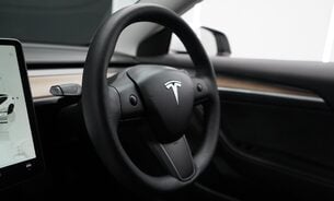 Tesla Model 3 MODEL 3 New Rear Tyres! Ryzen Chip LFP Battery Adaptive LEDs Heat Pump  24