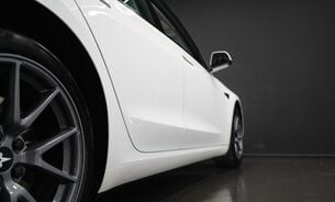 Tesla Model 3 MODEL 3 New Rear Tyres! Ryzen Chip LFP Battery Adaptive LEDs Heat Pump  11