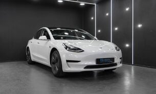 Tesla Model 3 STANDARD RANGE PLUS Low Mileage Black Interior Pano Roof Heated front Seats 3