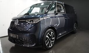 Volkswagen Id.Buzz STYLE Just Serviced by VW! IQ.LIGHT matrix LEDs Rev Cam Power Tailgate ++ 16