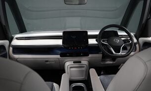Volkswagen Id.Buzz STYLE Just Serviced by VW! IQ.LIGHT matrix LEDs Rev Cam Power Tailgate ++ 42