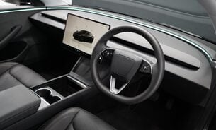 Tesla Model 3 RWD Latest Highland Version Full Self Driving Vented Seats Matrix Lights 7