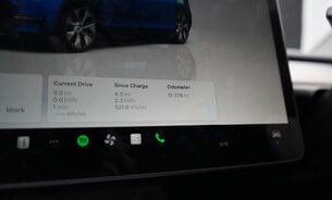 Tesla Model Y Long Range Deep Blue Metallic One Owner Premium Sound Panoramic Roof VAT Q 23