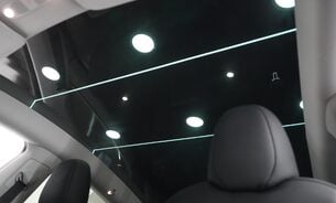 Tesla Model Y Long Range Deep Blue Metallic One Owner Premium Sound Panoramic Roof VAT Q 21