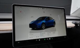 Tesla Model Y Long Range Deep Blue Metallic One Owner Premium Sound Panoramic Roof VAT Q 22
